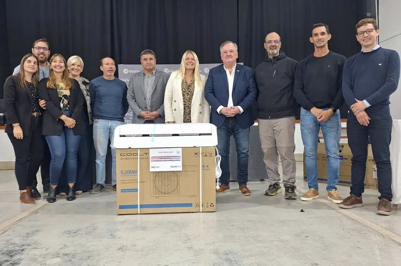 Michlig y González firmaron convenios para importantes obras en Ceres y Ambrosetti