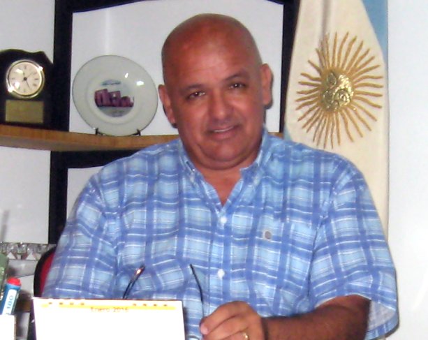 Moisés Ville: Barceló le respondió a Angeletti por el 