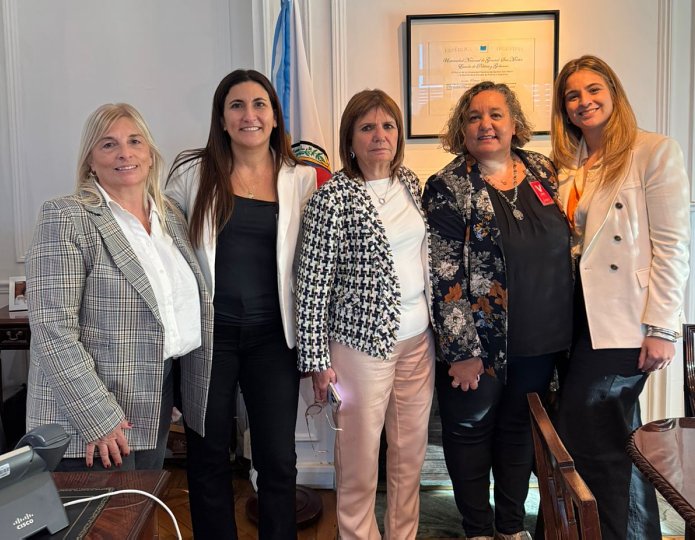 Valeria Gandino participó de un encuentro de concejales con la Ministra Bullrich