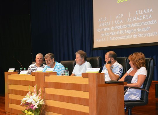 Representantes de economías regionales piden reunión a Buryaile