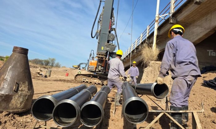 Se comenzaron a construir los pilotes de la obra de ensanche de los 3 puentes ubicados sobre RP 4