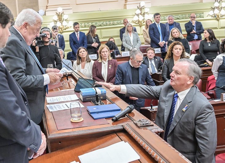 Felipe Michlig fue elegido Presidente de la Convención Reformadora de la Constitución Provincial