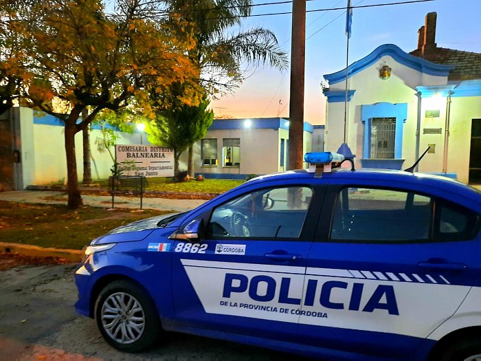 Balnearia: una joven resultó lesionada al ser embestida por un tractor