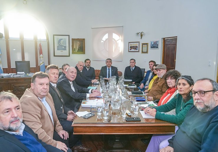 Todavía no hay oferta de recomposición salarial para los empleados públicos de la provincia