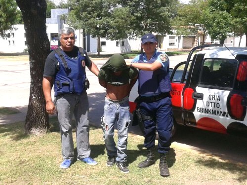 Un detenido en allanamientos concretados en Brinkmann y Morteros