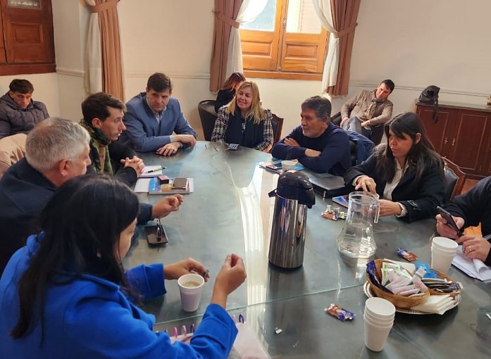 Ofertaron 7% de aumento en 6 meses a los empleados municipales