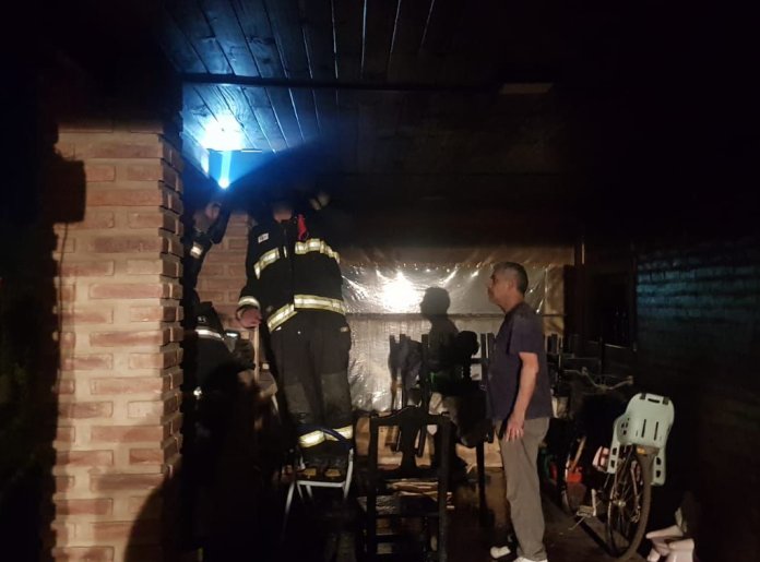 Se incendió un cielorraso en una vivienda de Morteros