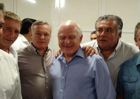 Busquets y otros intendentes del PJ se reunieron con Lifchitz