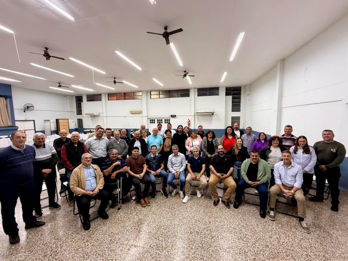 Dirigentes del PJ del departamento Castellanos respaldaron la gestión del Senador Calvo