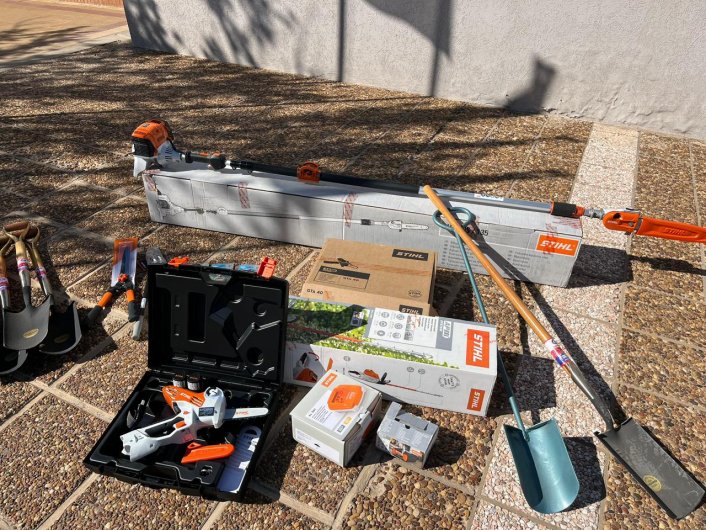 Suardi: El municipio adquirió herramientas destinadas al trabajo de arbolado y espacios verdes