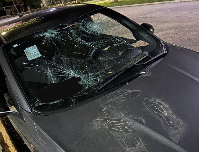 Cuatro detenidos de Brinkmann por dañar un auto en Freyre