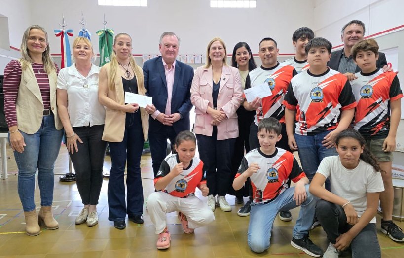 Scaglia y Michlig inauguraron el S.U.M. del Instituto Mariano Moreno de San Guillermo