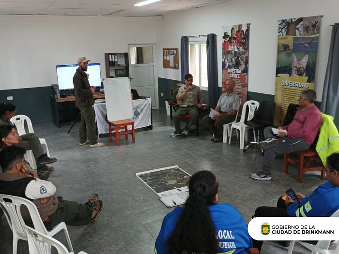 Brinkmann: Se realizó un curso de búsqueda y rescate en áreas naturales