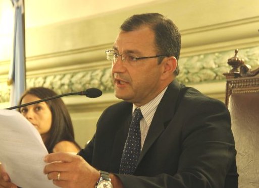 Martino confirmó un nuevo RTV y la constitución de la Empresa de Gas