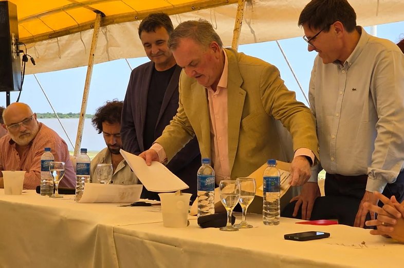 Se concretó la Licitación Pública de obras históricas por más de $5.200 millones para Laguna La Verde