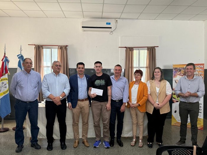 La Asociación Regional para el Desarrollo del Departamento Castellanos entregó 72 créditos 