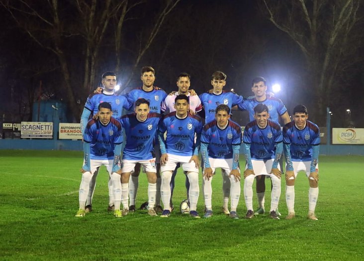 Torneo Campeonato: 9 de Morteros goleó a Centro y está en semifinales