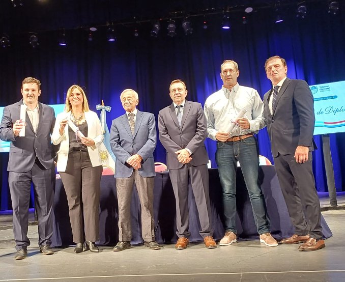 Concejales electos de Suardi recibieron su diploma
