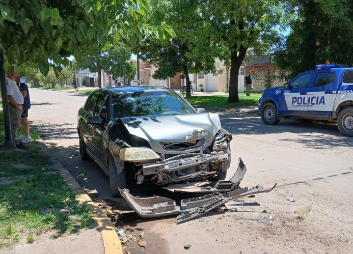 Morteros: Accidentes y un detenido por circular en una moto robada