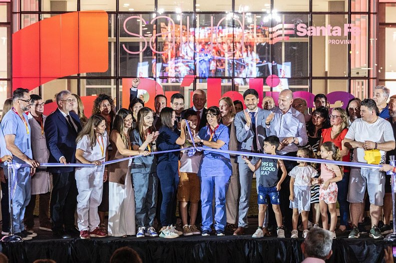 Pullaro inauguró el Nuevo Hospital Regional de Rafaela: “Tenemos la mejor salud pública de la  Argentina”
