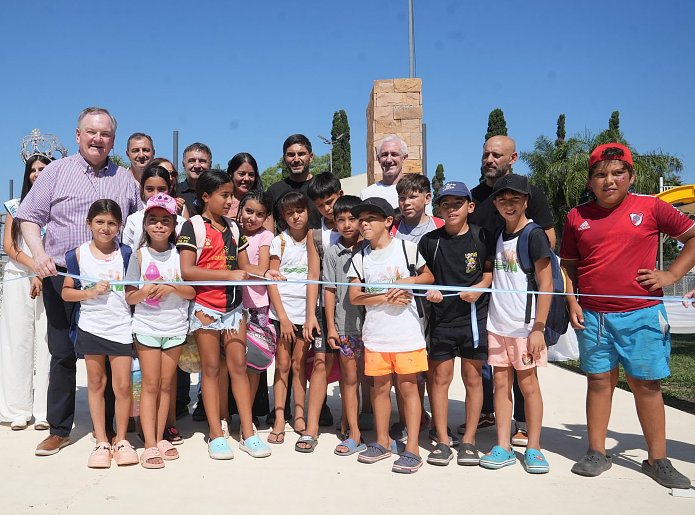 Con la presencia del Gobernador Pullaro, se inauguró la puesta en valor del Parque Municipal de San Guillermo