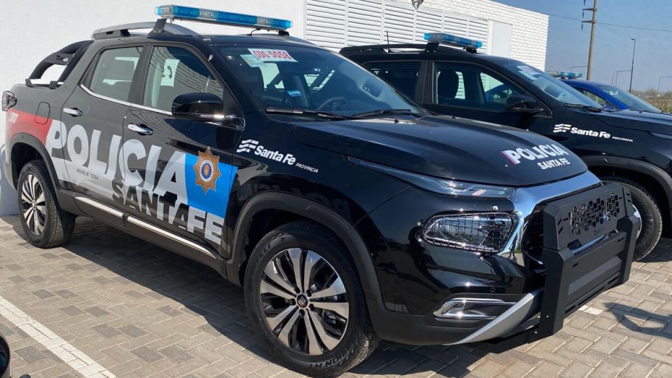 Llegan nuevos móviles para la policía del departamento San Cristóbal