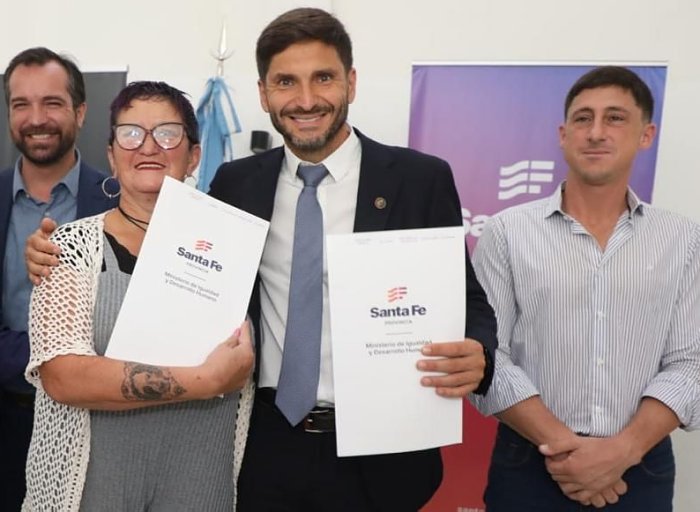 Más de 600 familias de los 19 departamentos accedieron a su escritura en 2025