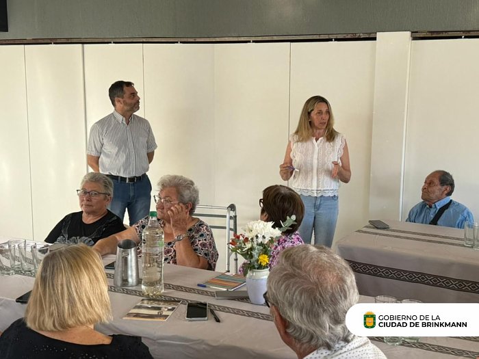 Brinkmann: Seminario Práctico “Uso de celulares y aplicaciones digitales”