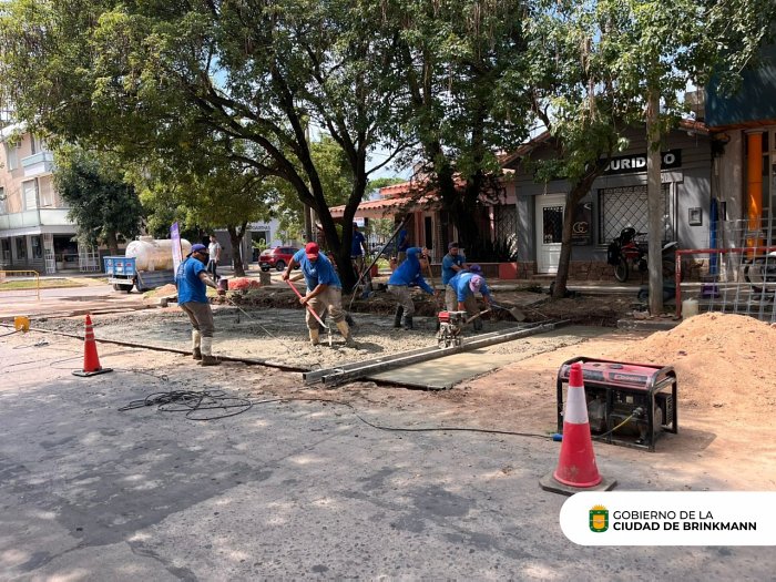 Brinkmann lleva adelante el plan integral de bacheo