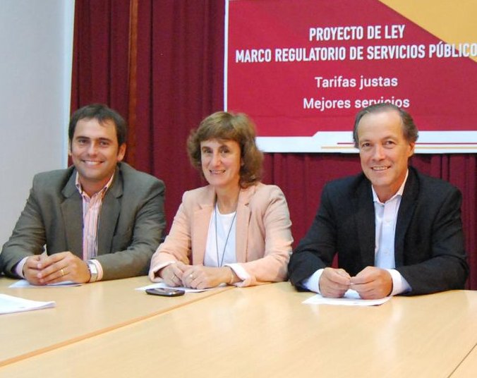 Diputados piden que no se aplique el aumento de las tarifas eléctricas