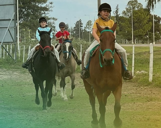 Suardi: “El Andar” inició sus actividades con propuestas de equinoterapia y equitación