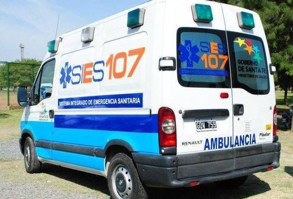 Aldao: Motociclista con riesgo de vida al chocar con una camioneta