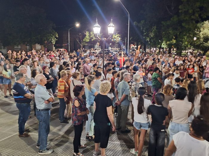 Suardi vivió un Viernes Santo de profunda fe y participación