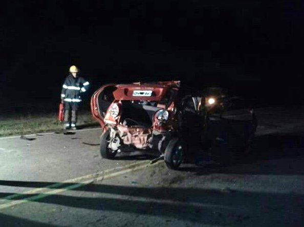 San Francisco: Un muerto en un choque de dos camiones y un auto en ruta 1