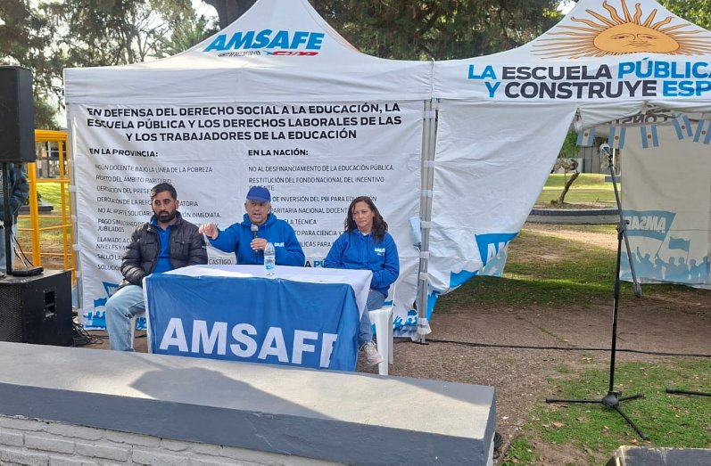 AMSAFE llevó la Carpa Blanca a San Guillermo con ejes en el debate previsional y laboral