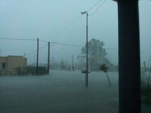 San Cristóbal inundada luego de que cayeran más de 300 mm.