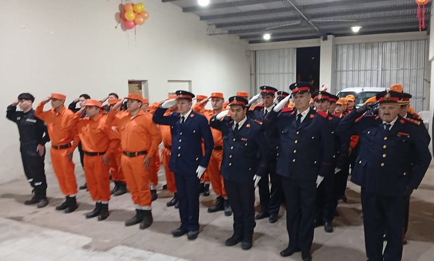 Bomberos de Morteros celebraron su día con reconocimientos por trayectoria y antigüedad