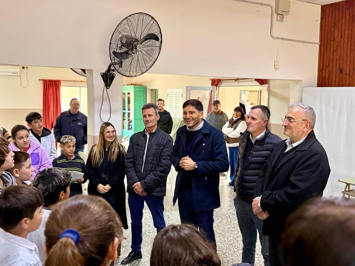 Pullaro encabezó una recorrida por obras y proyectos estratégicos en Castellanos