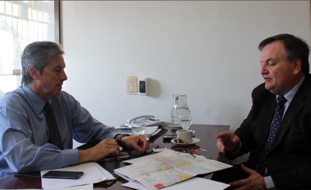 Michlig se reunió con Garibay por obras públicas