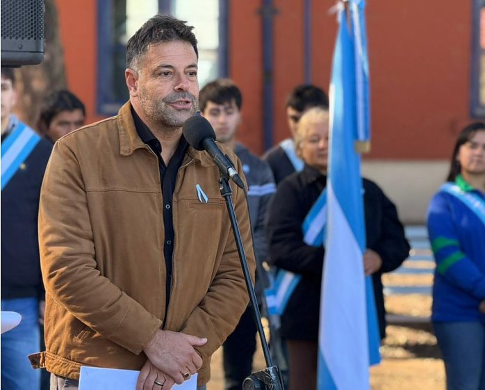 Acto por el Día de la Bandera: Suardi recordó el legado de Manuel Belgrano