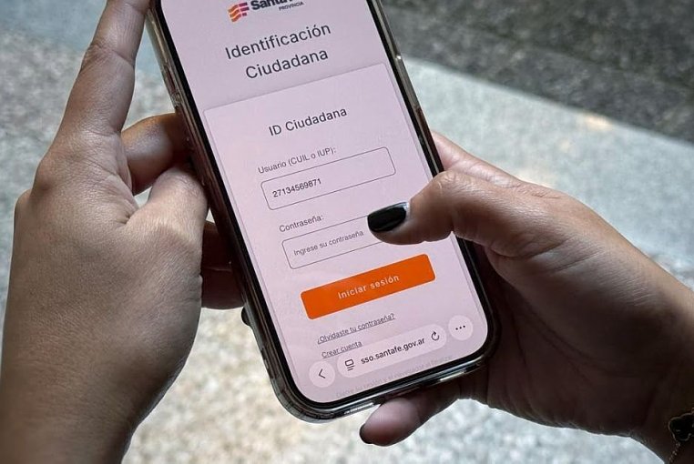 Santa Fe deja atrás el papel: Desde hoy todos los expedientes son digitales