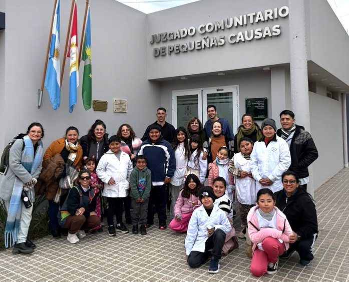 Alumnos de escuelas rurales participaron de una jornada de turismo educativo en Suardi