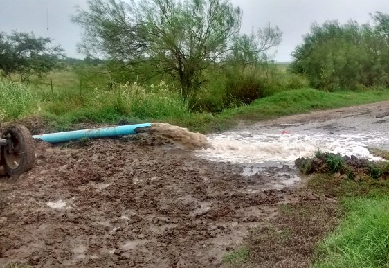 El temporal no cede: tres familias evacuadas en Morteros