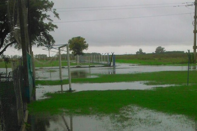El predio del 9 de Freyre anegado por las lluvias