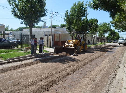 Sunchales: Comenzaron la pavimentación en Bo. 9 de Julio
