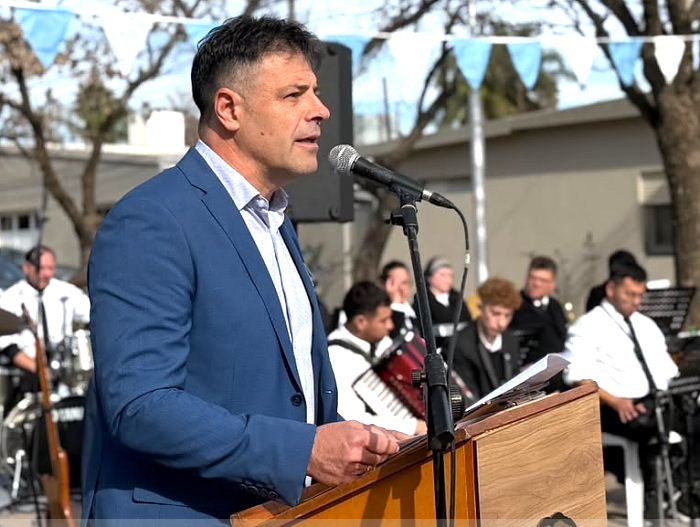 Suardi honró la Independencia con una jornada de tradición y patriotismo