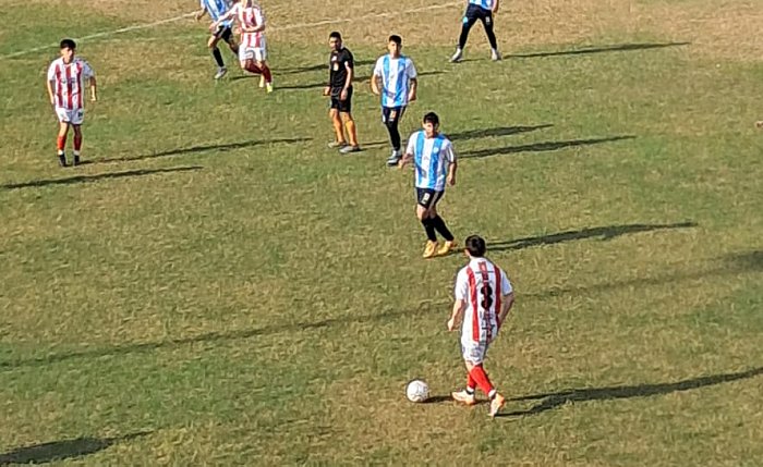 Arrancó la categorización y en la Primera A ganó Sportivo y empató Juniors