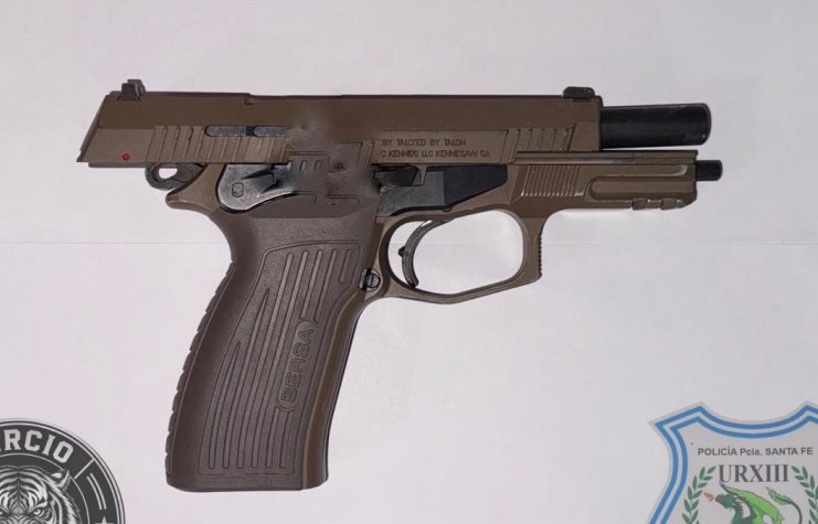 San Cristóbal: Detuvieron a un camionero acusado de amenazar con un arma de fuego en un lavadero