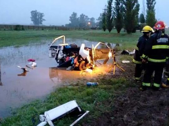 Tres muertos en un trágico accidente en Arroyito
