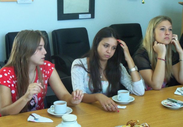 Tres jóvenes de Freyre se entrevistarán con el Papa Francisco